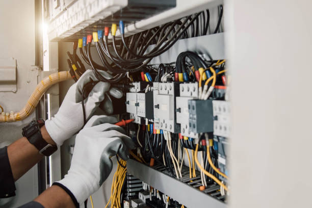 Best Affordable Emergency Electrician  in Desert Edge, CA